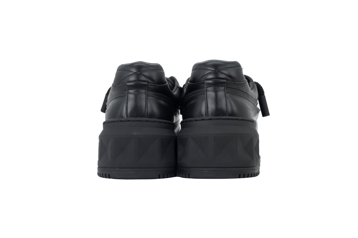 Valentino Garavani One Stud XL Sneakers