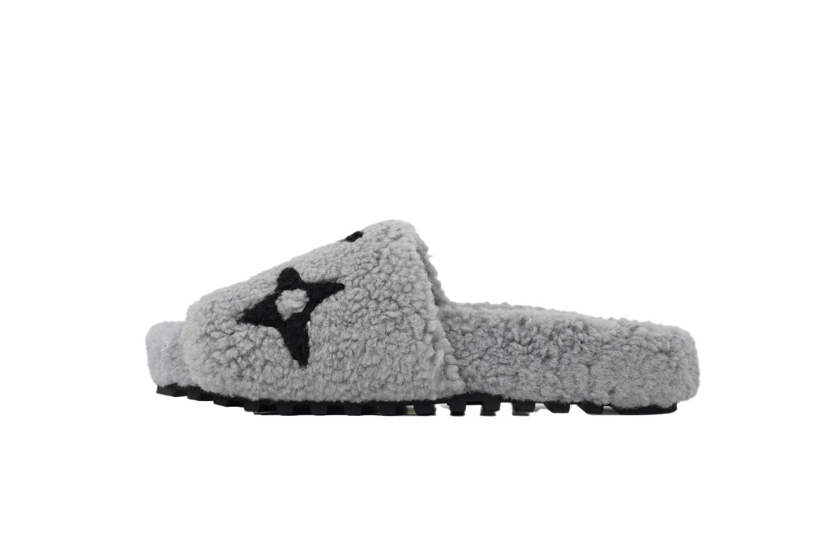 Louis Vuitton Teddy Slide Sandals 【Grey】