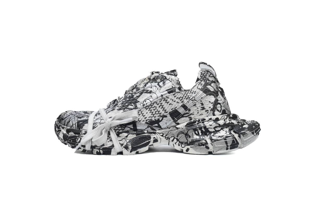 Balenciaga 3XL Sneaker – Low-Top Chunky Sole