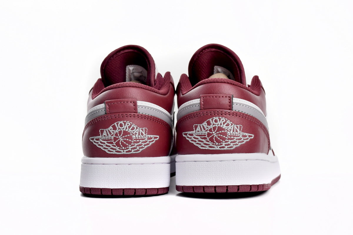 Nike Air Jordan 1 Retro Low Low-Top Sneakers