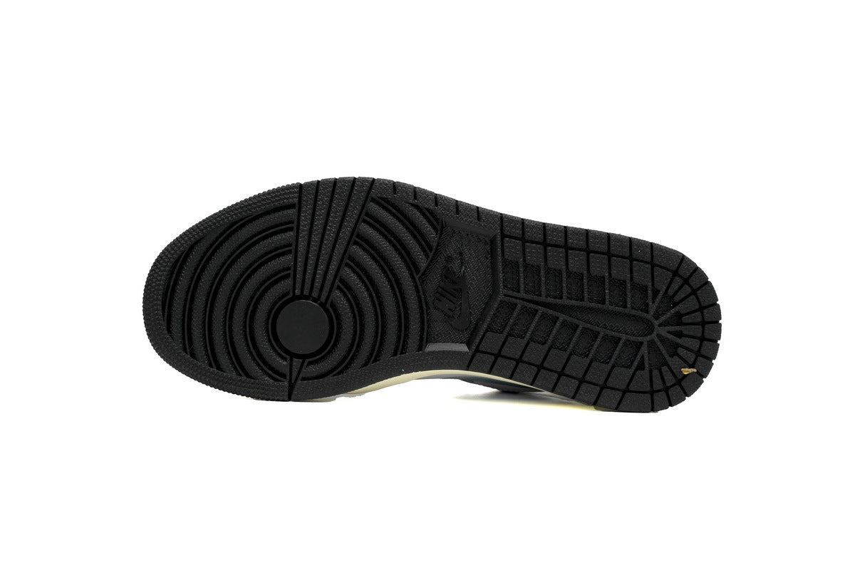 Nike Air Jordan 1 Retro Low Low-Top Sneakers