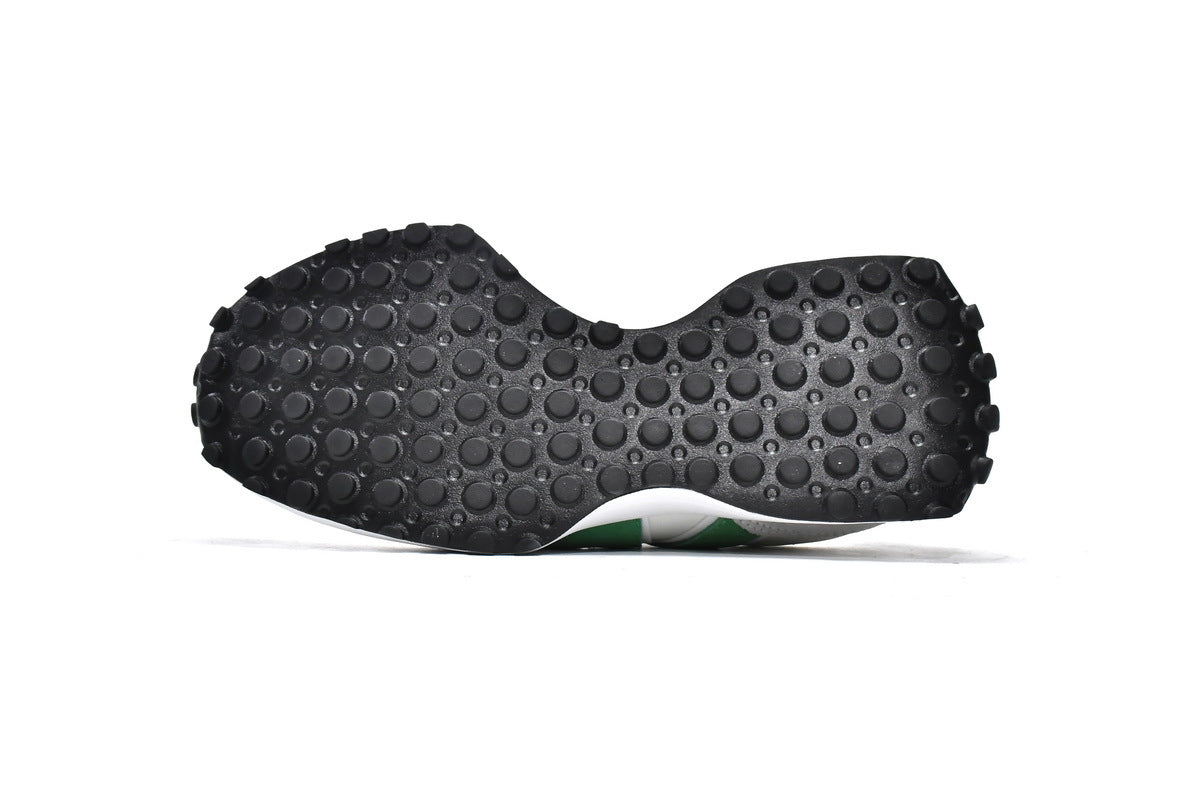 New Balance 327 Sneakers