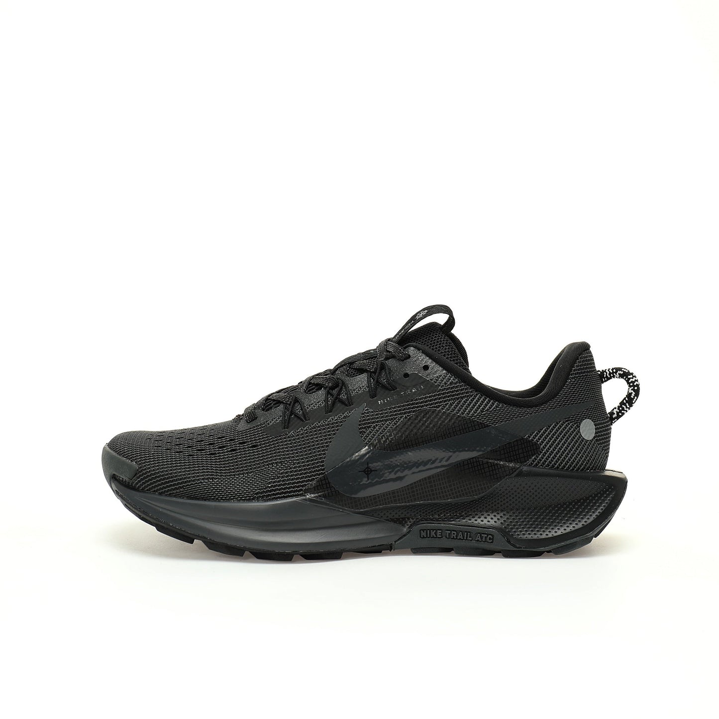 Nike Pegasus Trail – All-Black Mesh Trail Running Sneakers