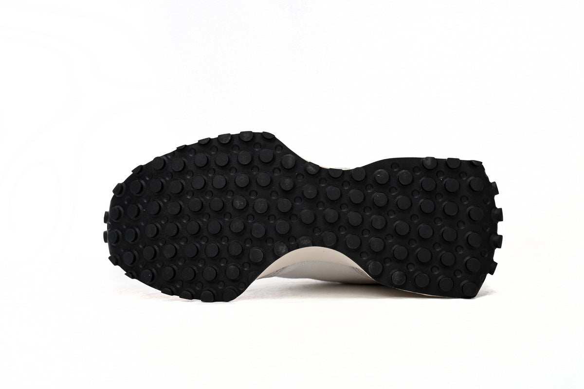 New Balance 327 Sneakers