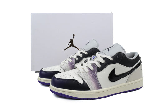 Nike Air Jordan 1 Retro Low Low-Top Sneakers