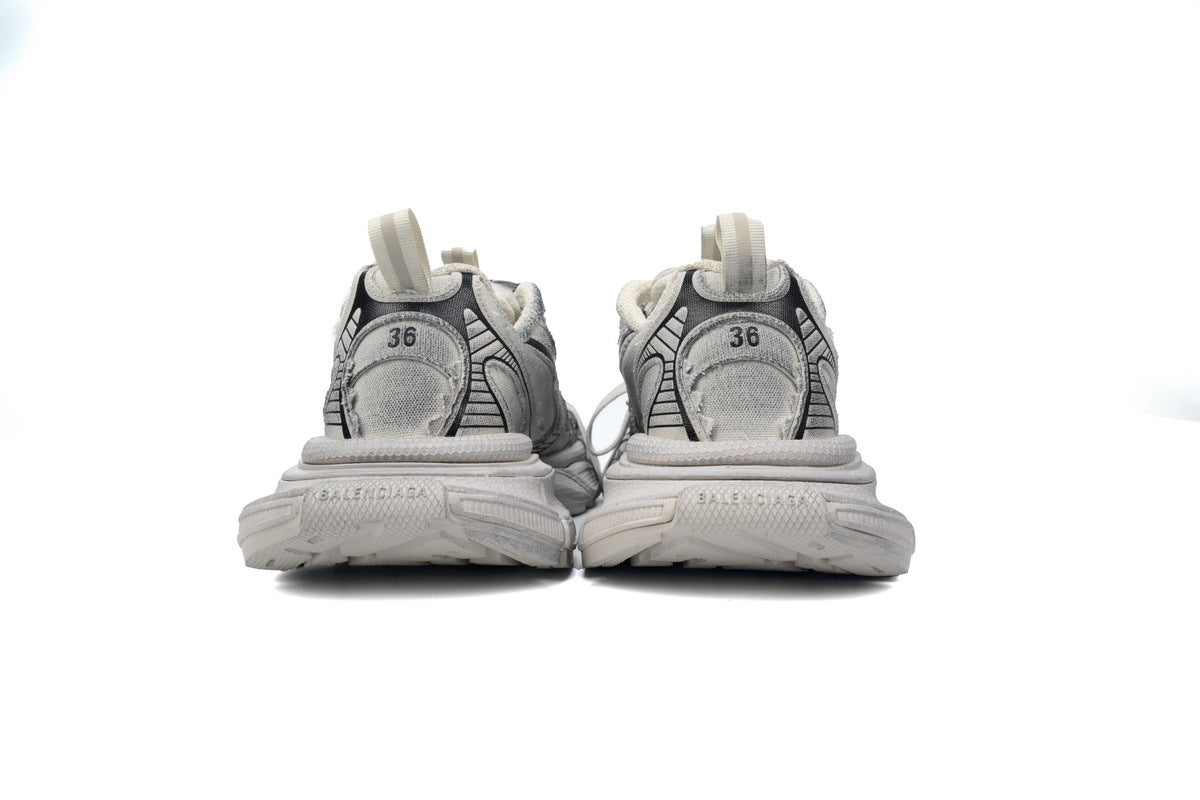 Balenciaga 3XL Sneaker – Low-Top Chunky Sole