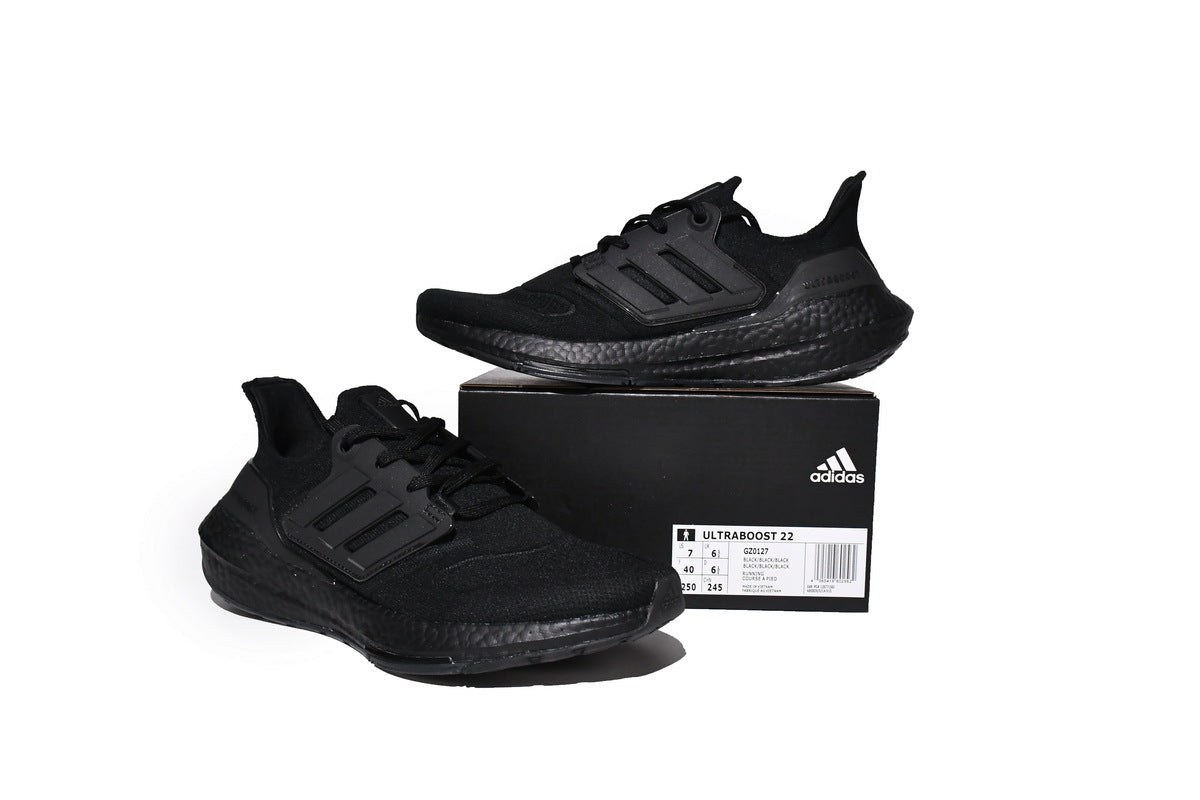Adidas Ultraboost 22 Running Shoes