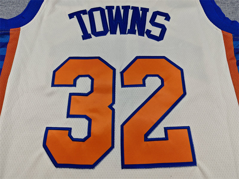 Knicks #32 Karl-Anthony Towns