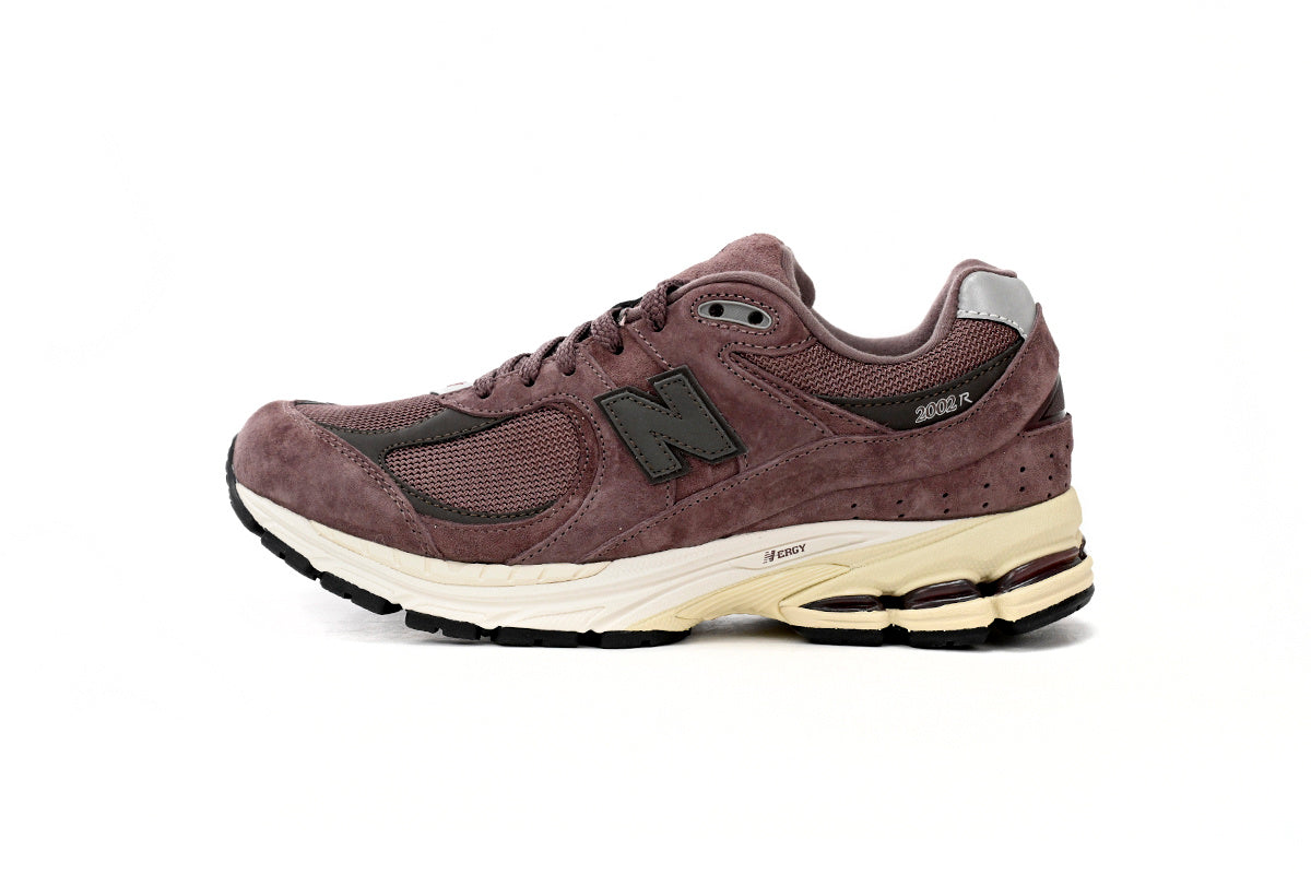 New Balance 2002R Sneakers