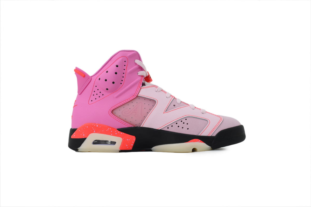 Nike Air Jordan 6 – Retro High-Top Basketball Sneakers