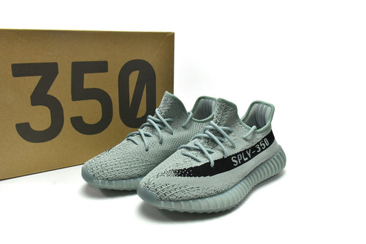 Adidas Yeezy Boost 350 V2 – Lifestyle Sneakers