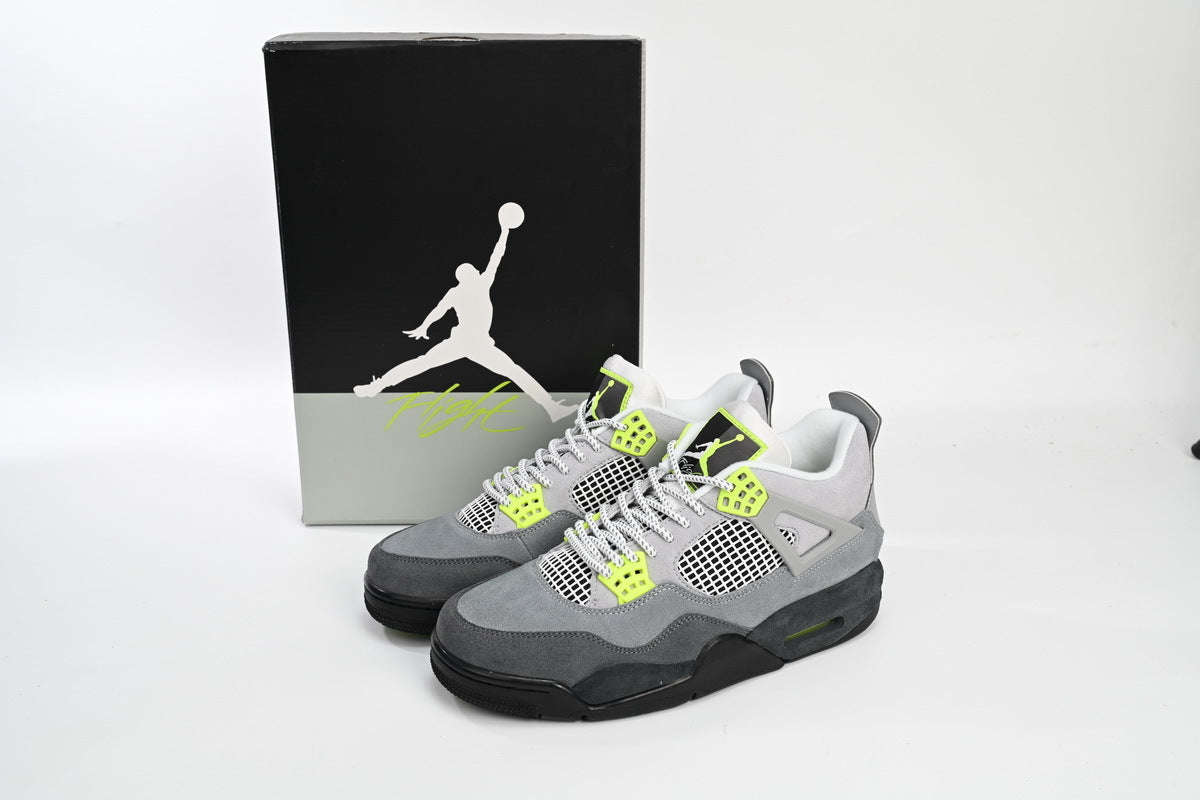 Nike Air Jordan 4 – Retro Basketball Sneakers