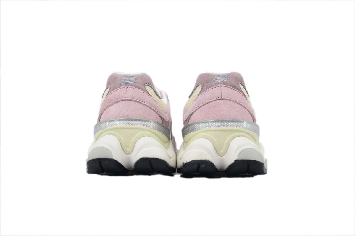New Balance 9060 Sneakers