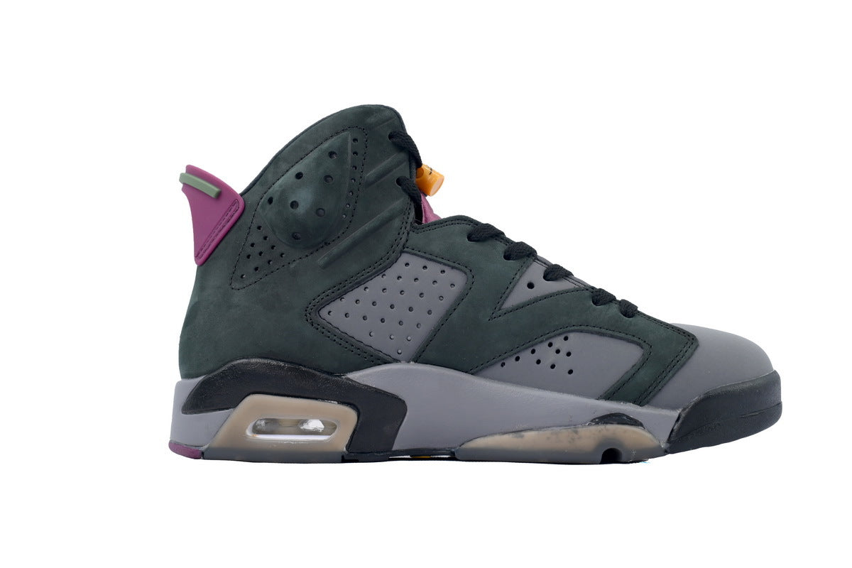 Nike Air Jordan 6 – Retro High-Top Basketball Sneakers