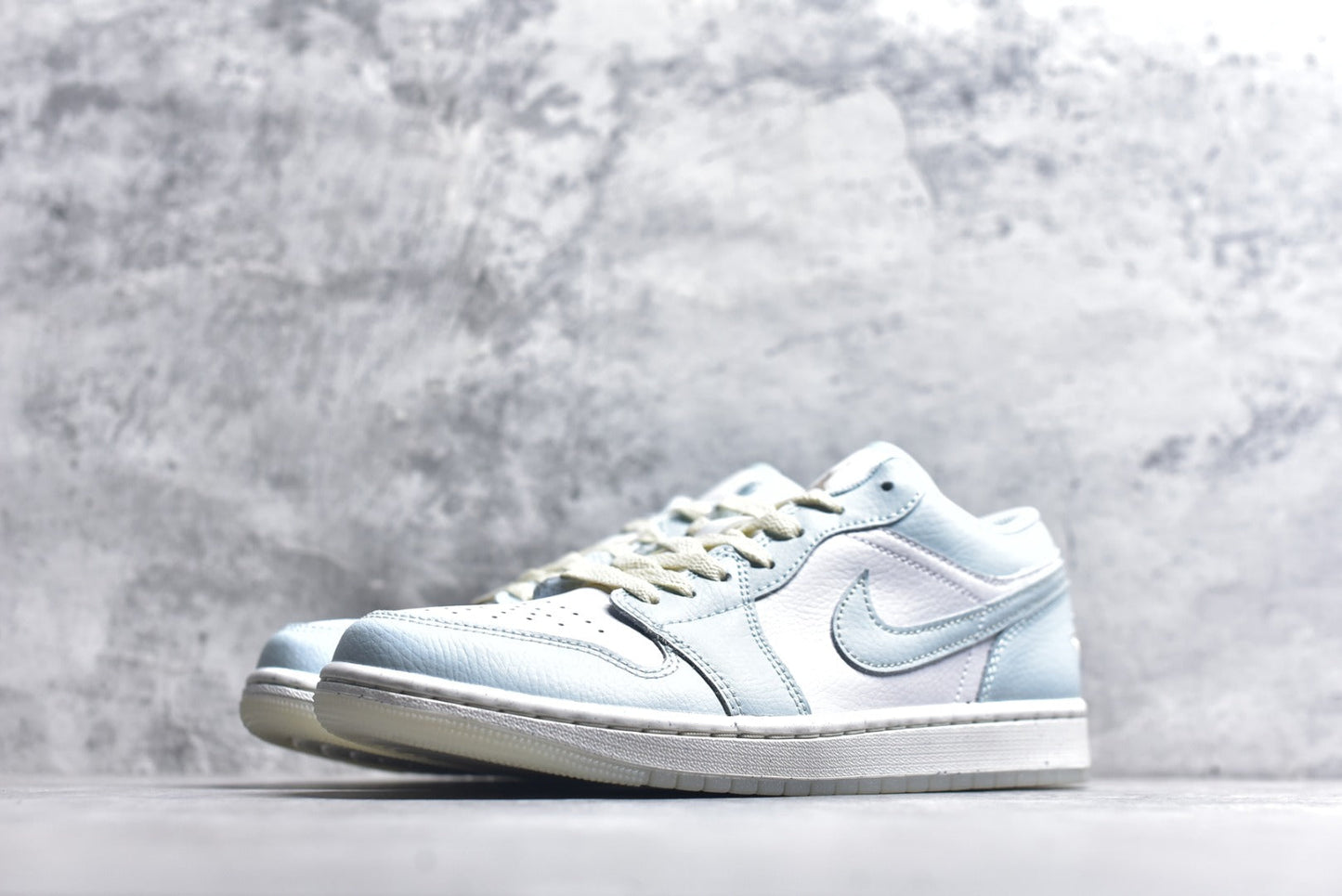 Air Jordan 1 Low AJ1 Sneakers | Men's & Women's
