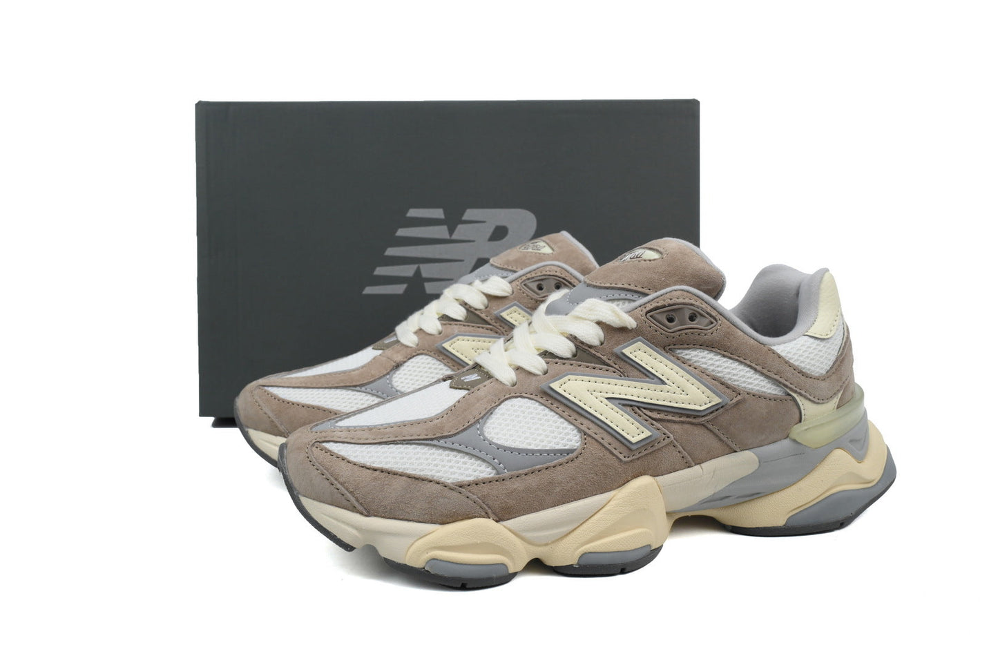 New Balance 9060 Sneakers