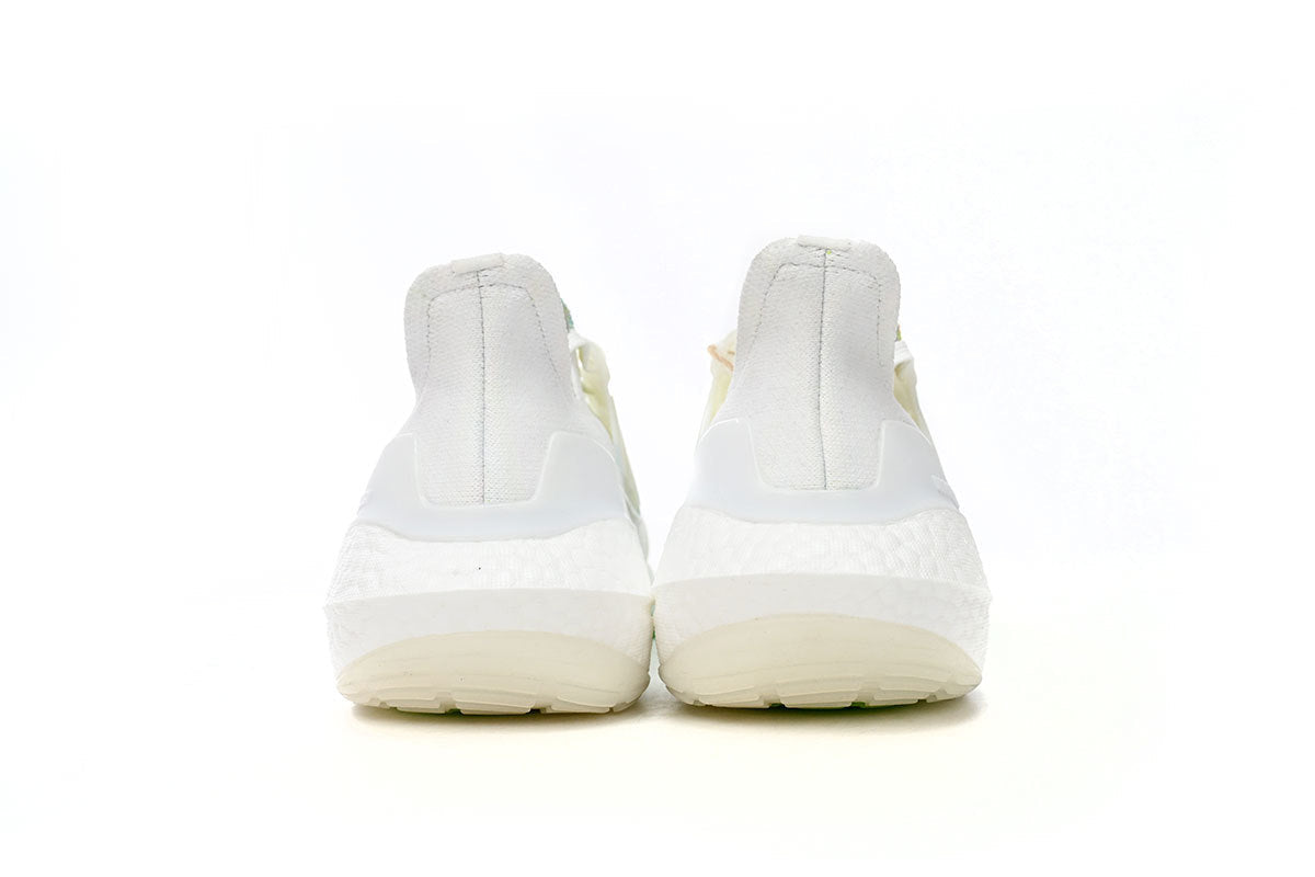 Adidas Ultraboost 22 Running Shoes