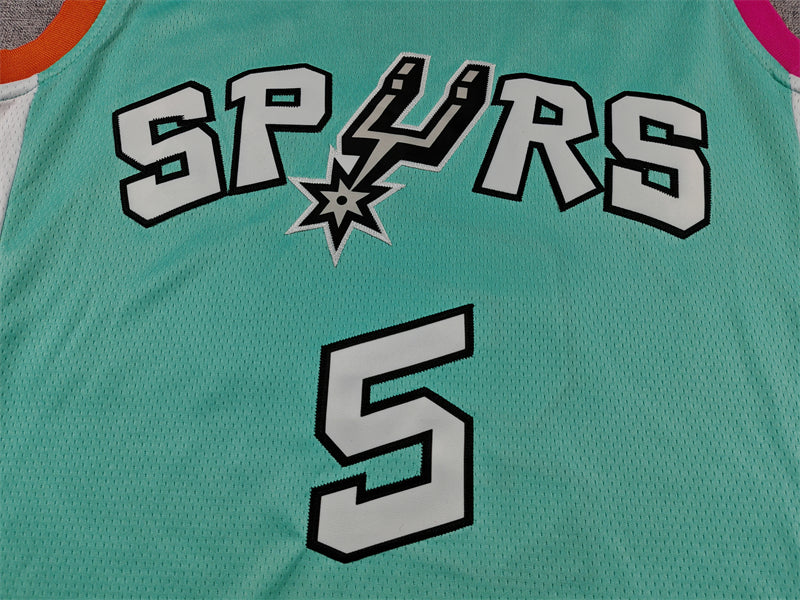 Spurs' number 5, Stephen Castle