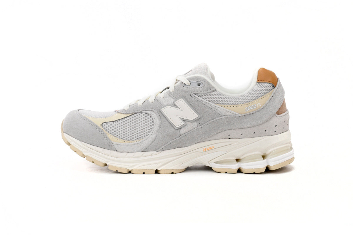 New Balance 2002R Sneakers