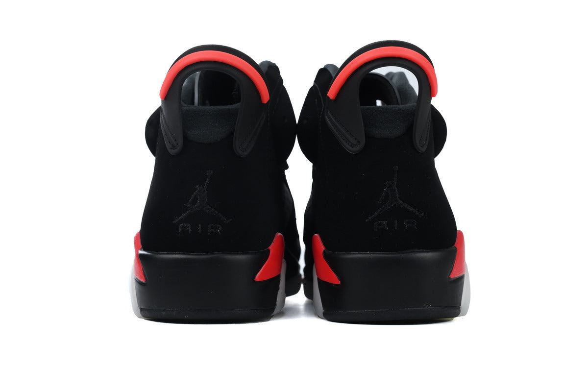Nike Air Jordan 6 – Retro High-Top Basketball Sneakers