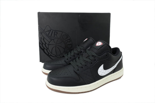 Nike Air Jordan 1 Retro Low Low-Top Sneakers