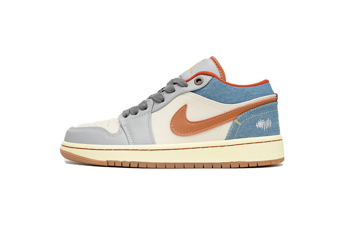 Nike Air Jordan 1 Retro Low Low-Top Sneakers