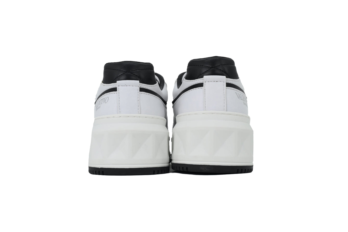 Valentino Garavani One Stud XL Sneakers