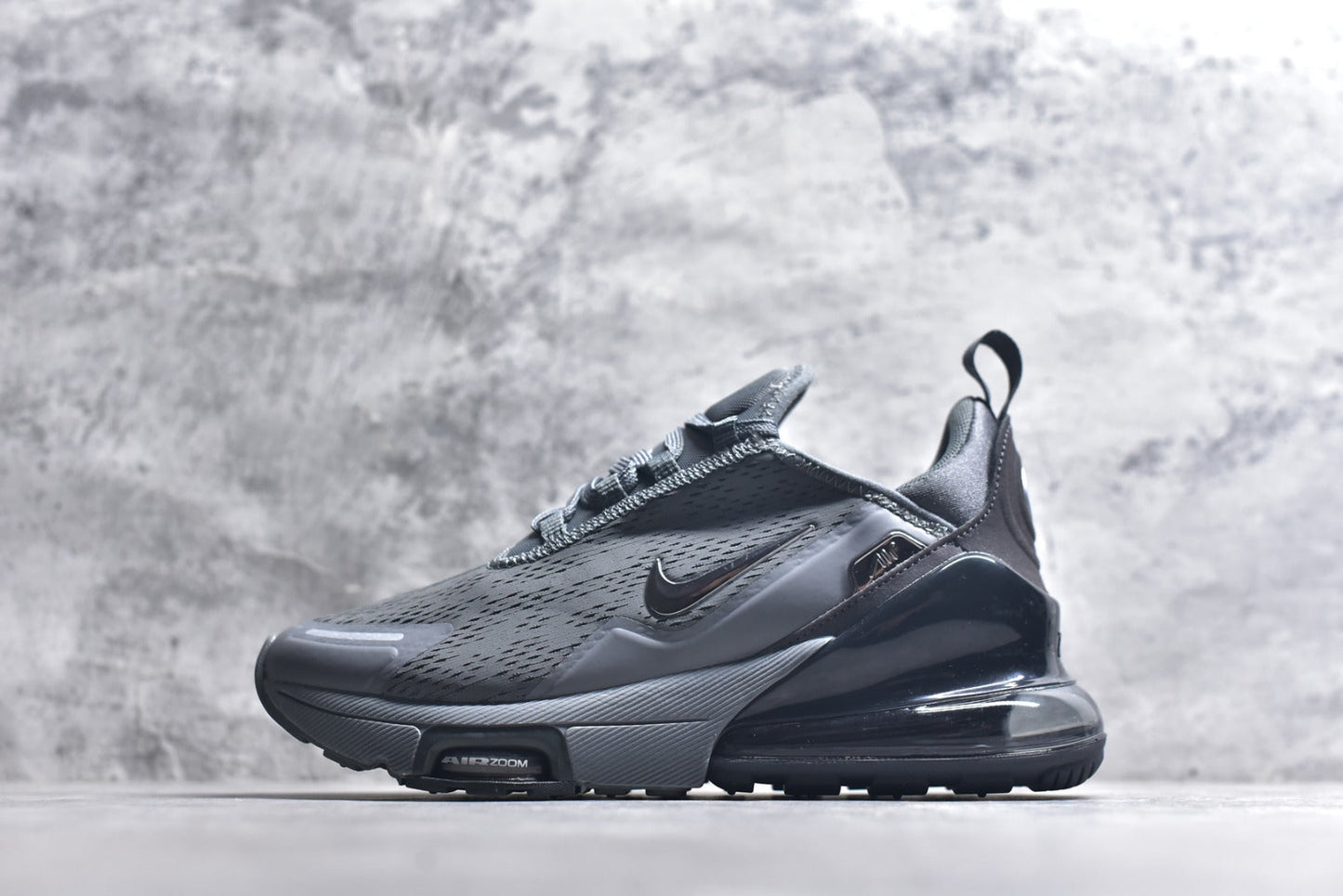 Nike Air Max 270 Sneakers | Iconic Air Cushioning | EU 36-45