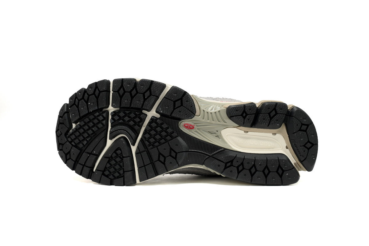 New Balance 2002R Sneakers