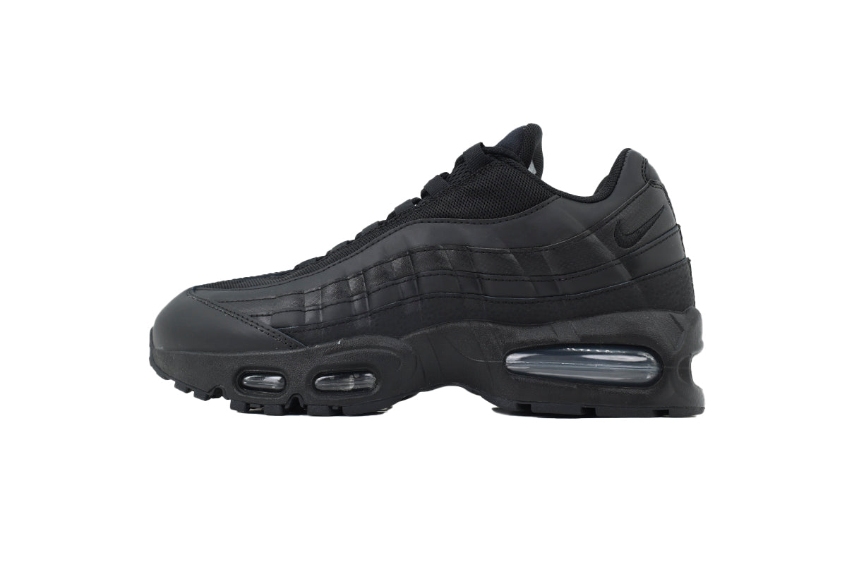 Nike Air Max 95 – Classic Sneakers