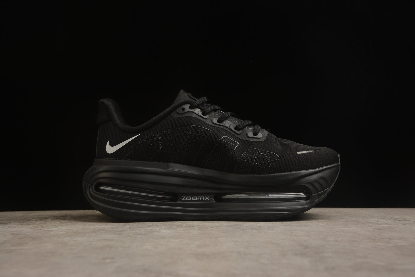 Nike Vomero 18 Running Shoes | Premium Cushioning | EU 36-45
