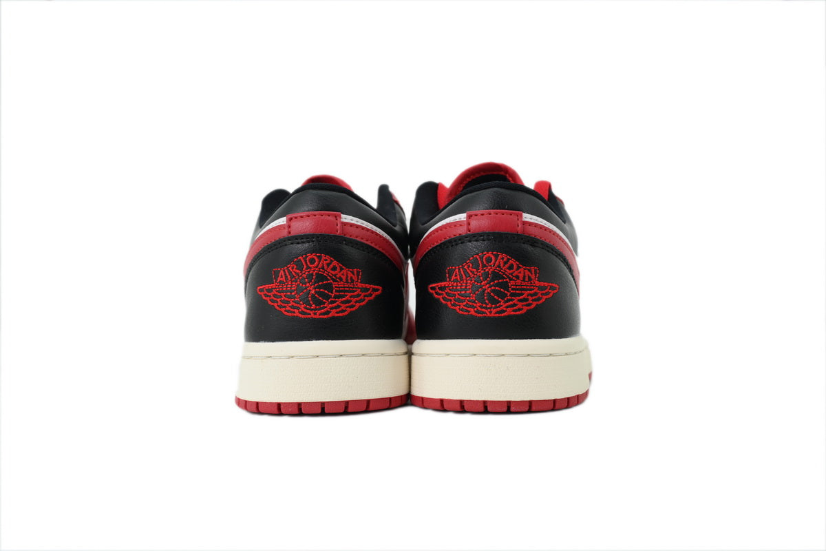 Nike Air Jordan 1 Retro Low Low-Top Sneakers