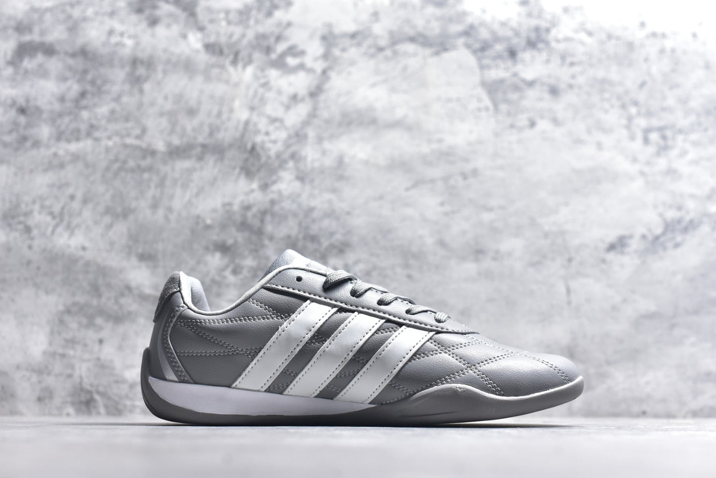 Adidas Adipista Trainers | Non-Slip & Durable Casual Shoes | EU 36-45