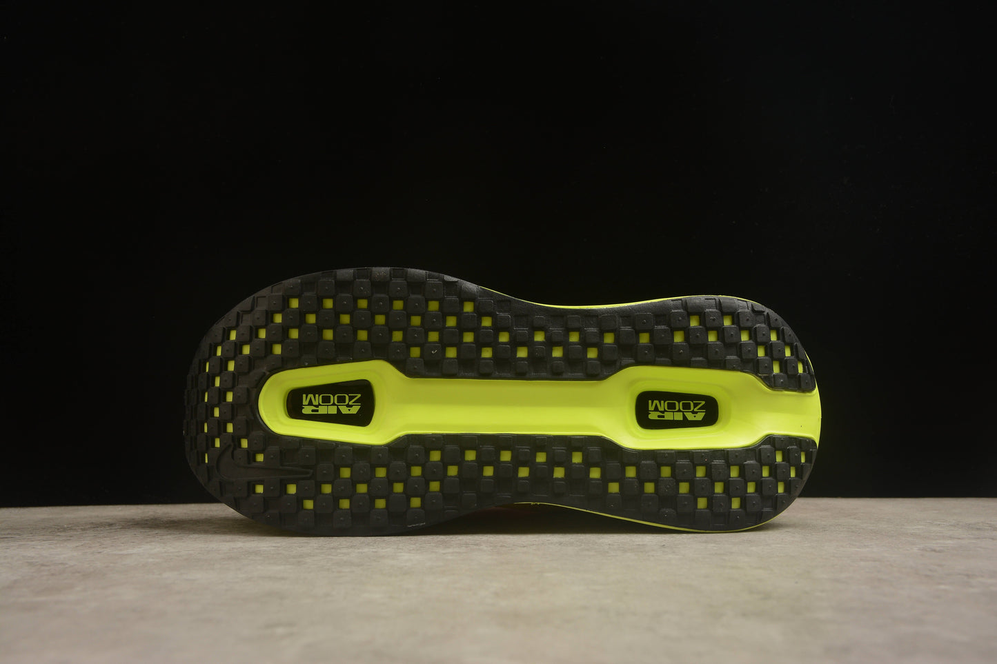 Nike Vomero 18 Running Shoes | Premium Cushioning | EU 36-45