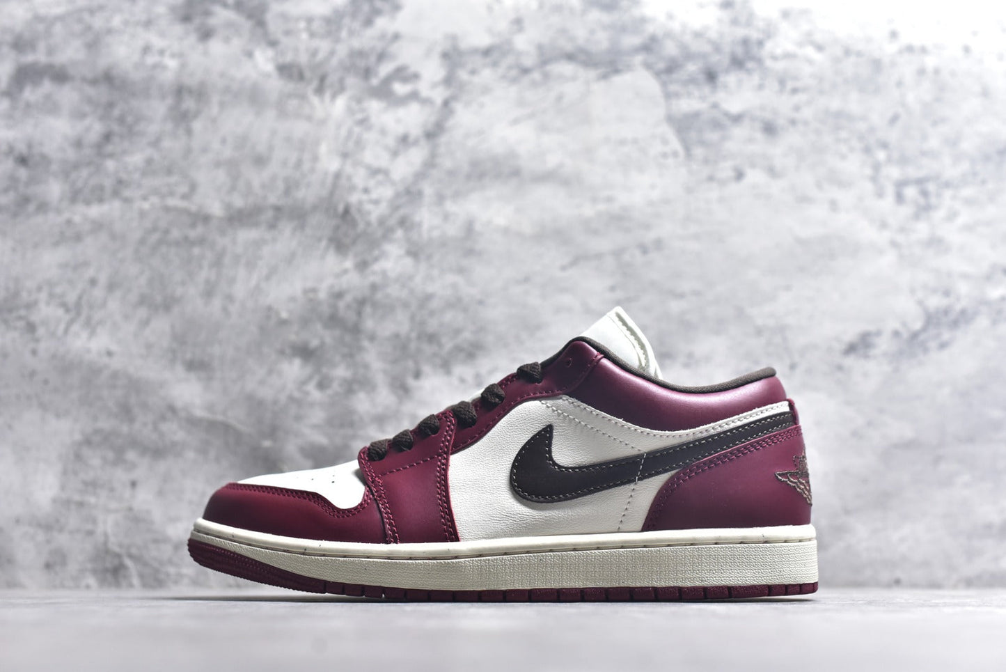 Air Jordan 1 Low AJ1 Sneakers | Men's & Women's