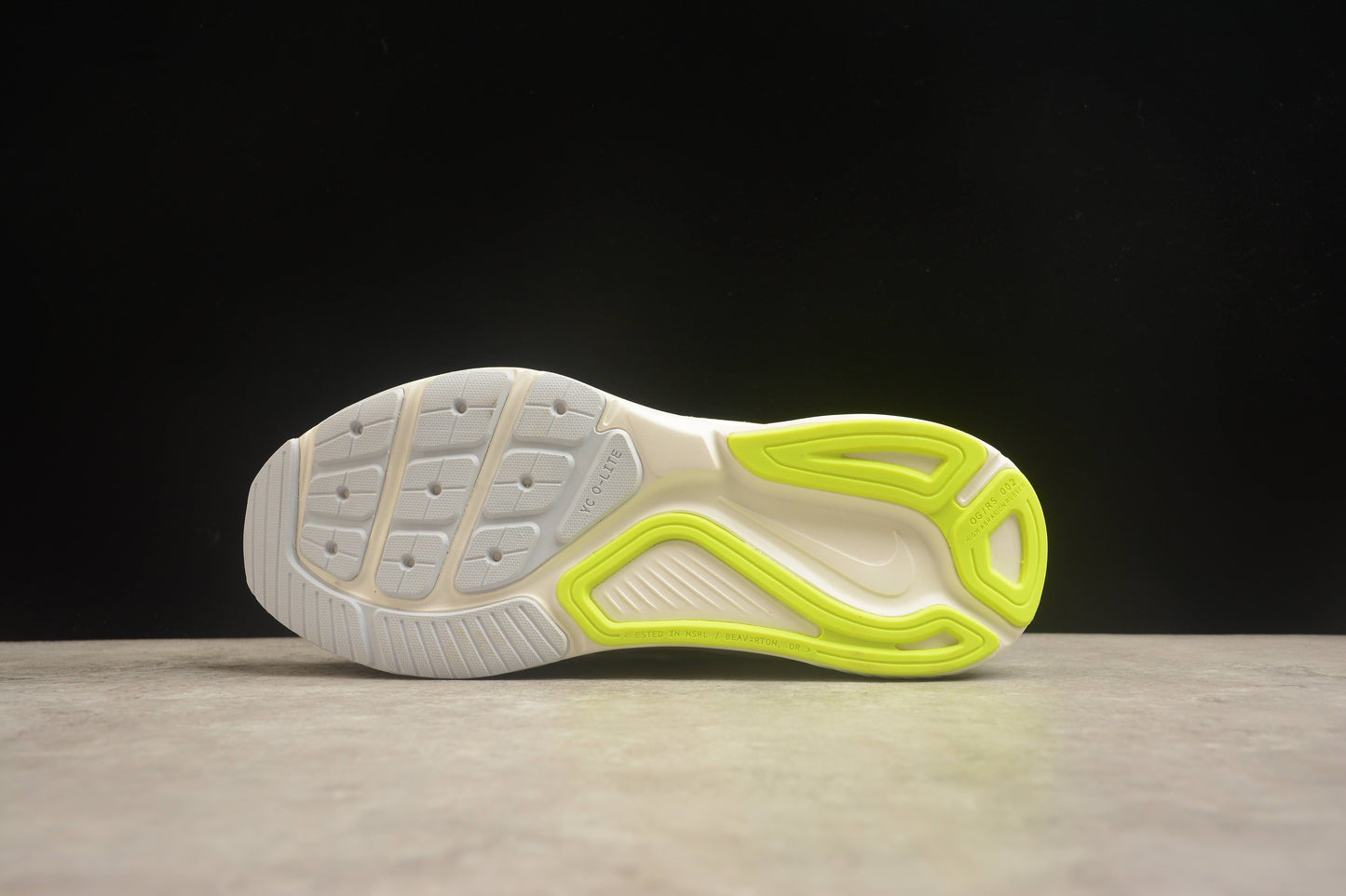 Nike Air Zoom Structure 26 Running Shoes | Supportive & Stable | EU 36-45