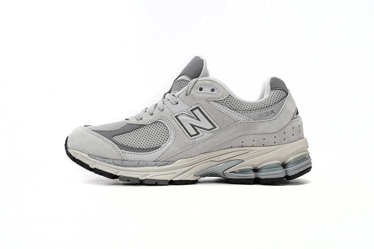 New Balance 2002R Sneakers