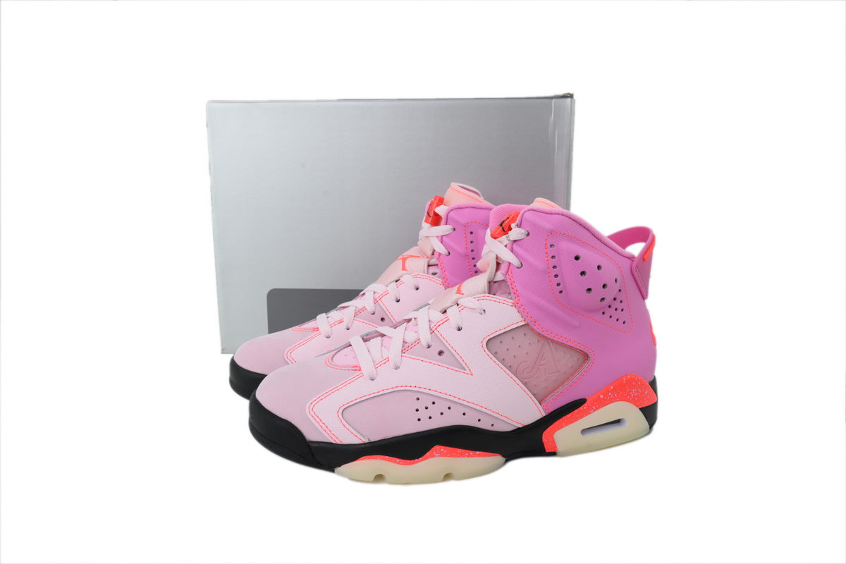 Nike Air Jordan 6 – Retro High-Top Basketball Sneakers