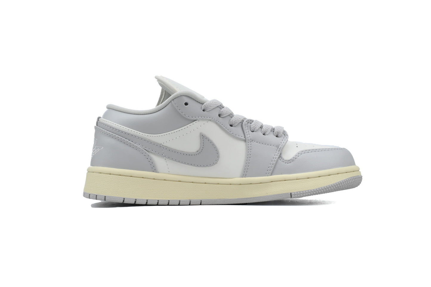 Nike Air Jordan 1 Retro Low Low-Top Sneakers
