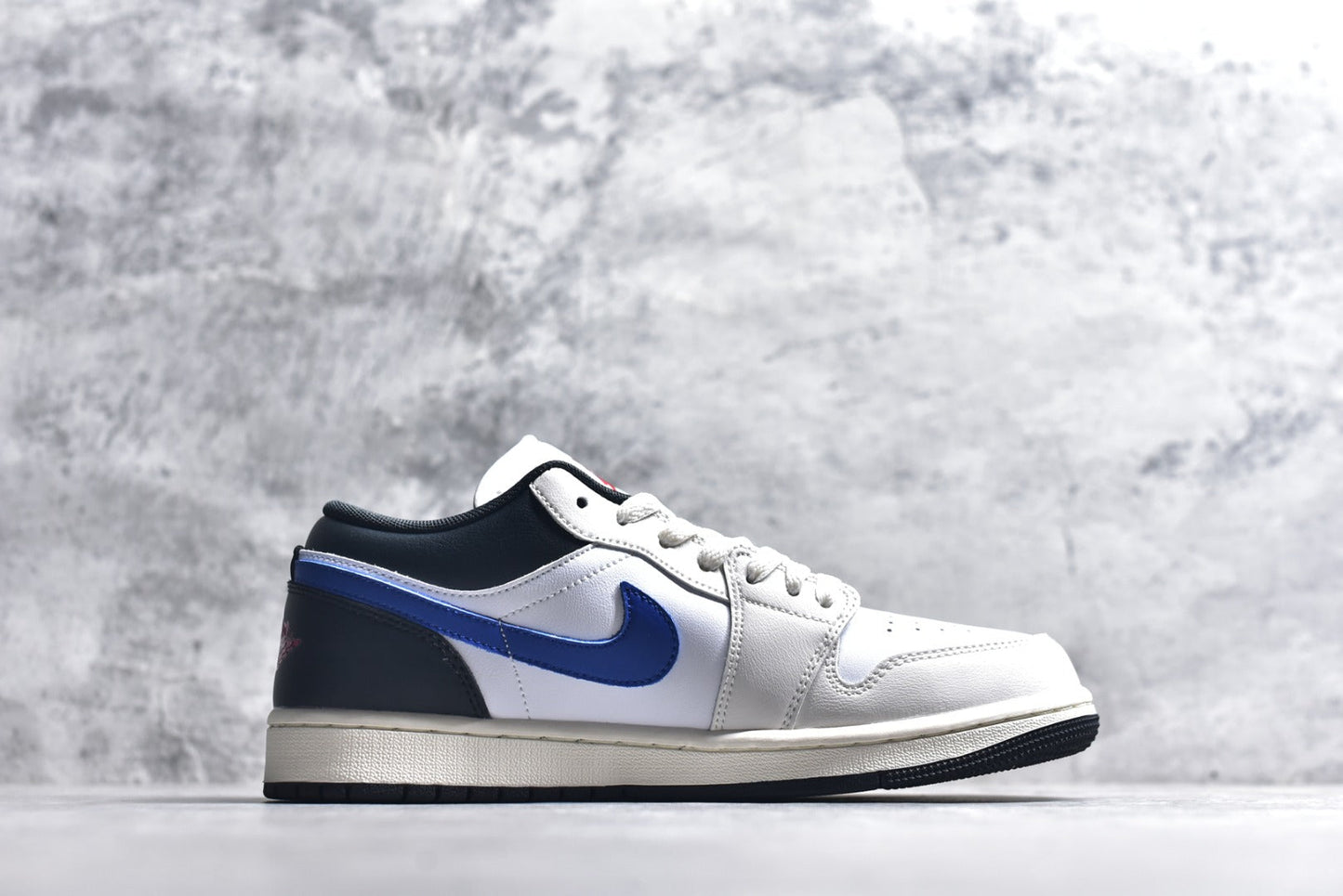 Air Jordan 1 Low AJ1 Sneakers | Men's & Women's