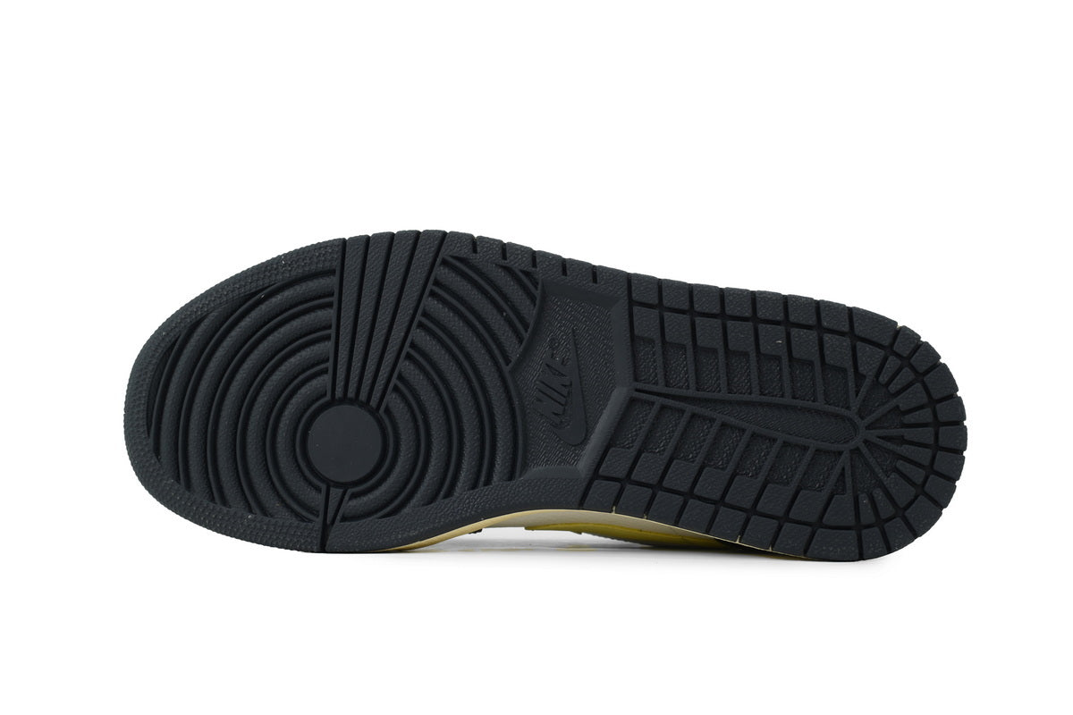 Nike Air Jordan 1 Retro Low Low-Top Sneakers