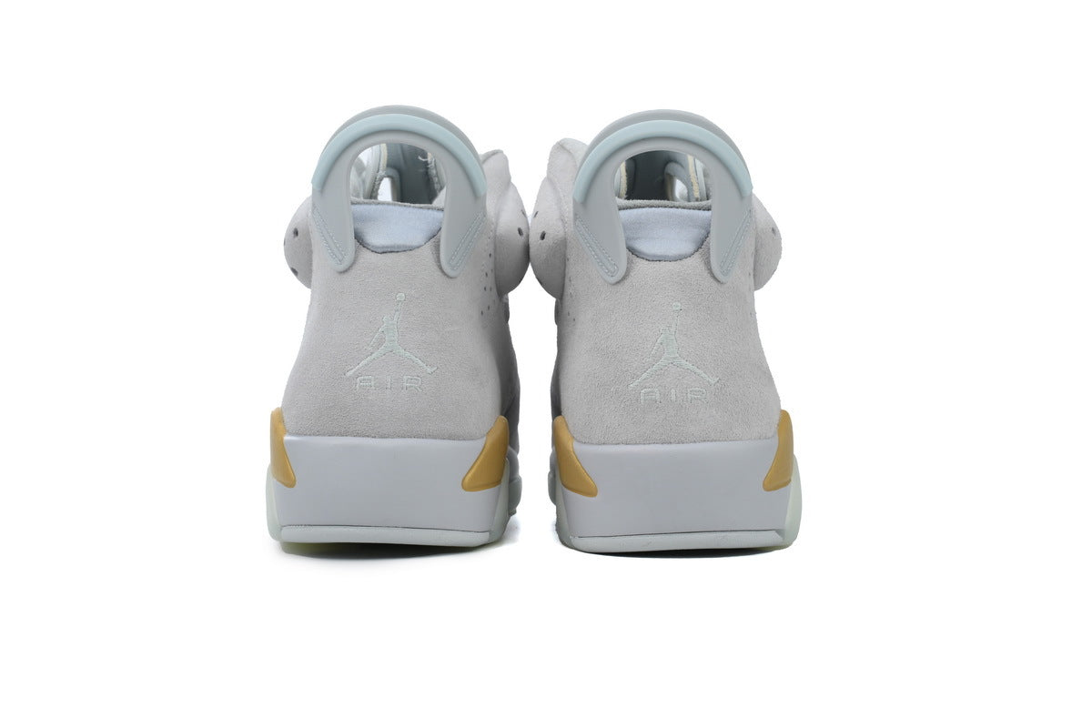 Nike Air Jordan 6 – Retro High-Top Basketball Sneakers