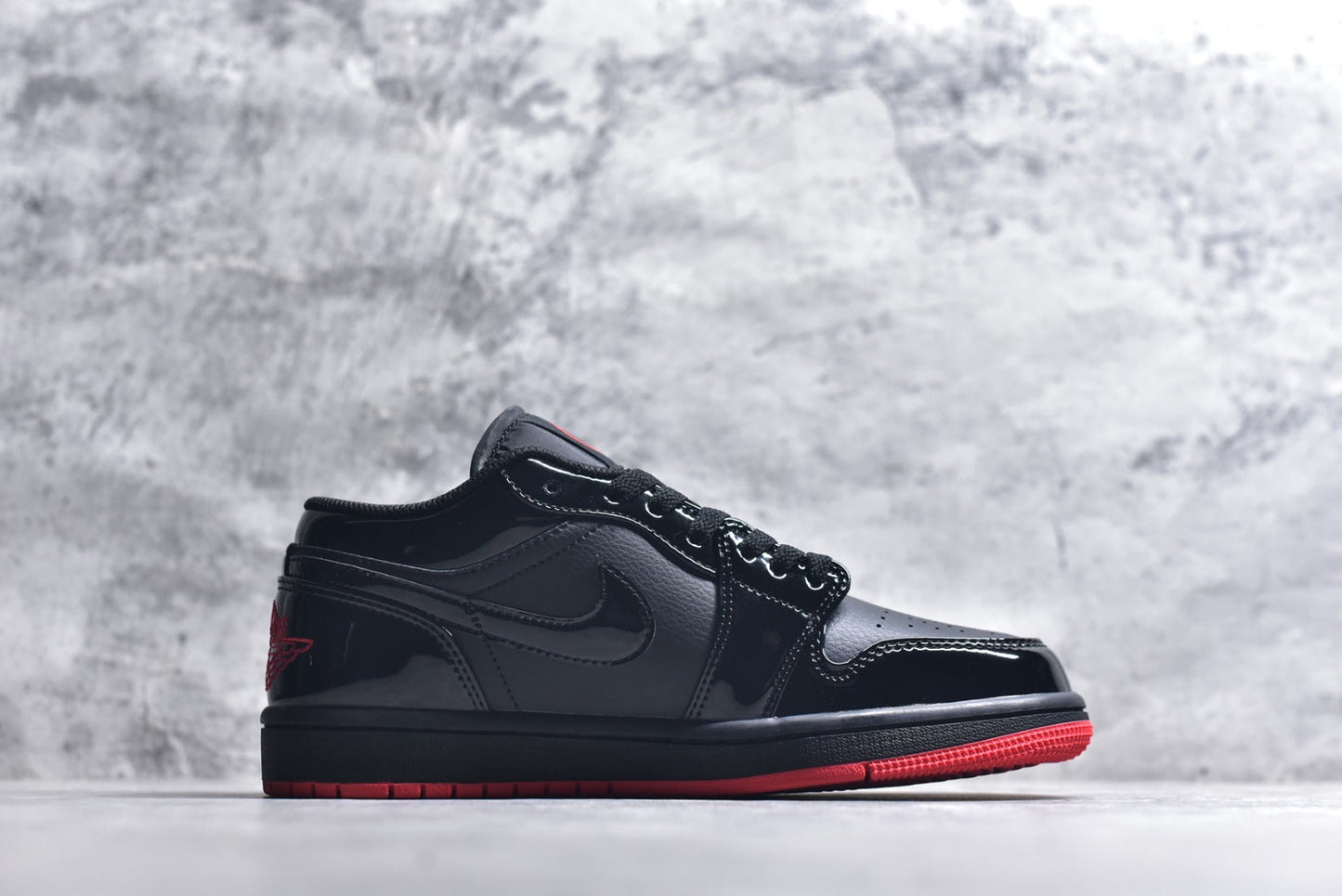 Air Jordan 1 Low AJ1 Sneakers | Men's & Women's