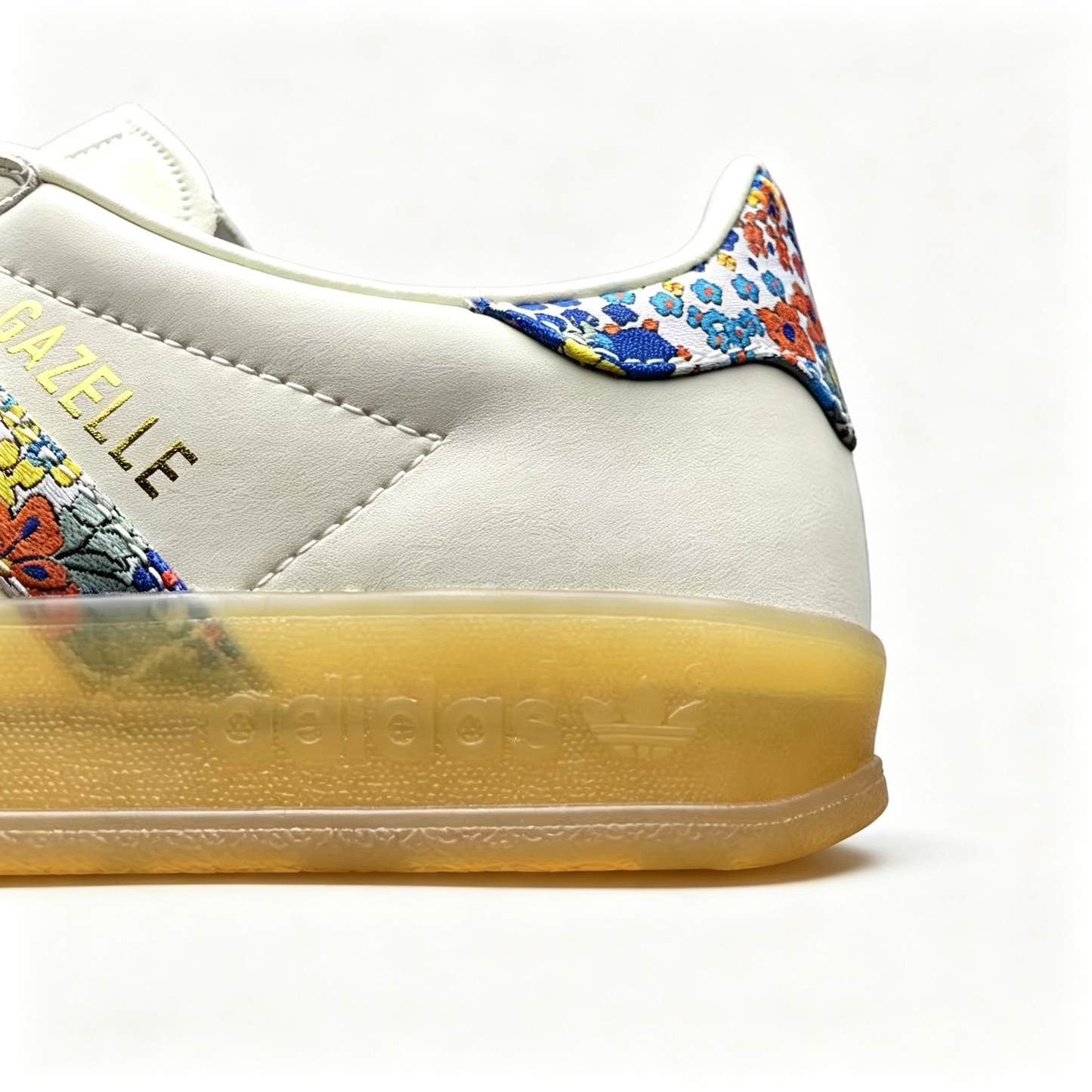 adidas Originals Gazelle Indoor – Women's Off-White Floral Print / Gum