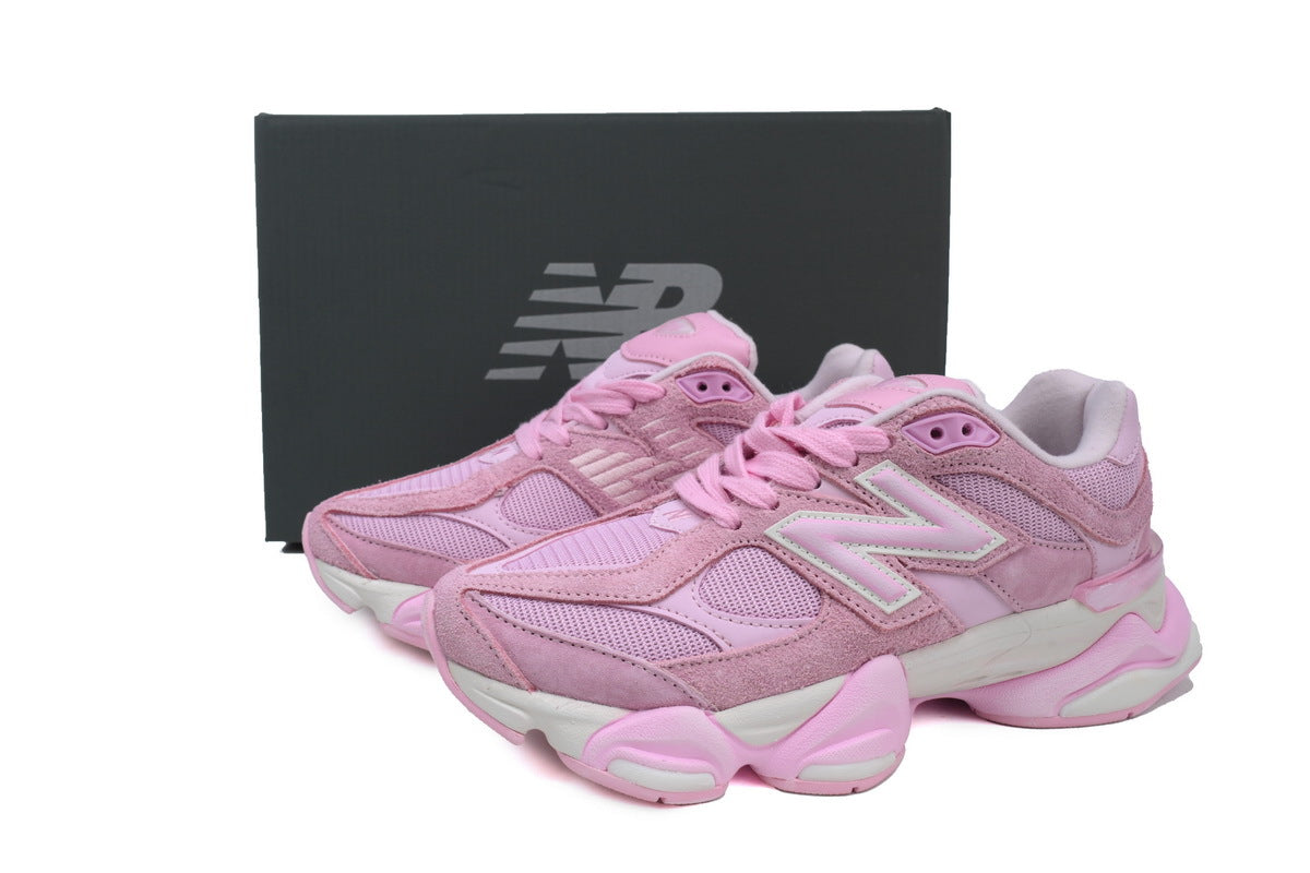 New Balance 9060 Sneakers