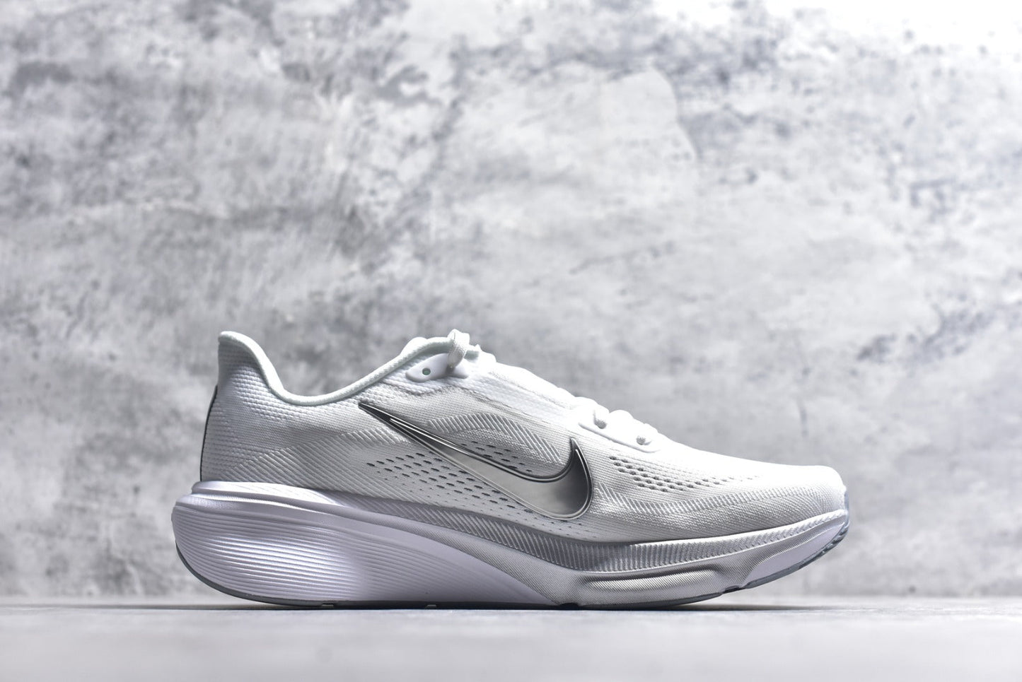 Nike Pegasus 42 Low-Top Running & Training Shoes | EU 36-45