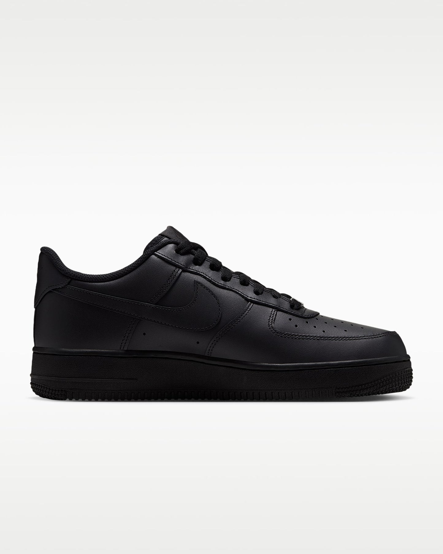 Nike Air Force 1 '07 Triple Black Sneakers