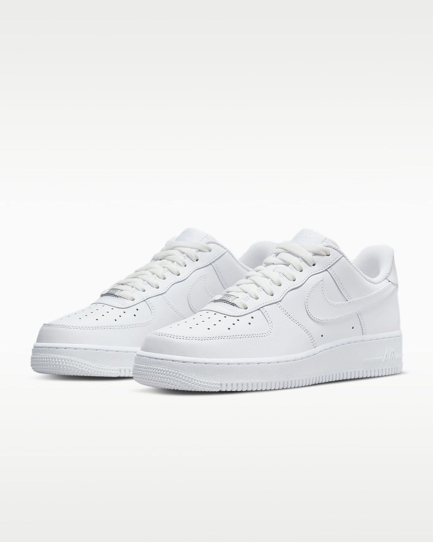 Nike Air Force 1 '07 Triple White Sneakers