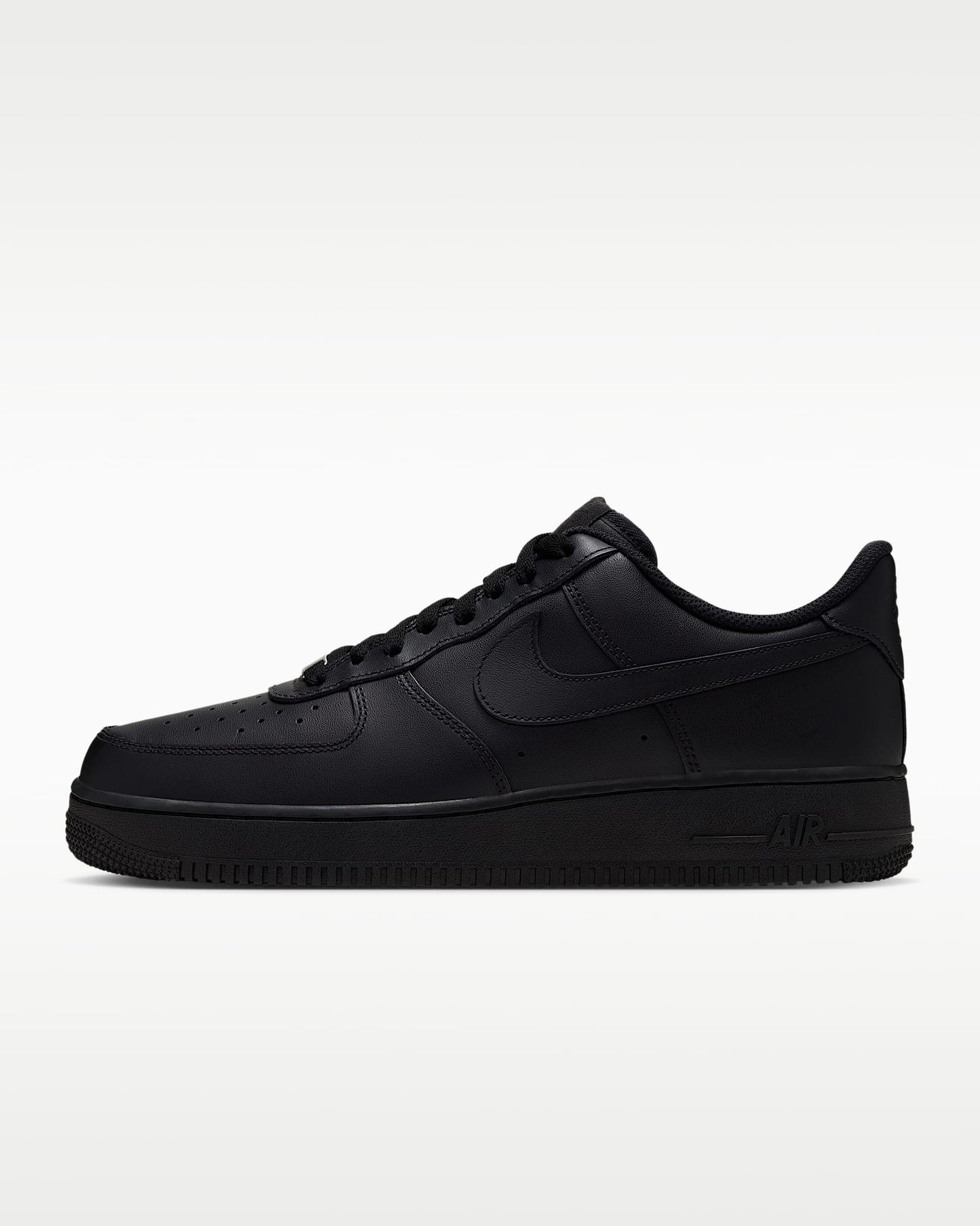Nike Air Force 1 '07 Triple Black Sneakers