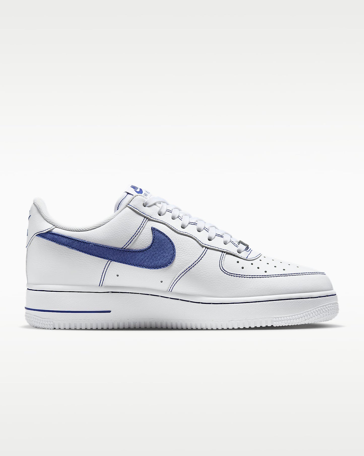 Nike Air Force 1 '07 White Blue Contrast Stitching Sneakers